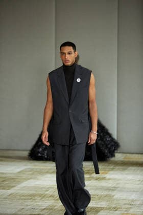 February 16, 2026, New York, New York, USA: A model walks the runway during the Veejay Floresca Fall Winter 26 show at New York Fashion Week in New York City. New York USA  - ZUMAs237 20260216_aap_s237_054 Copyright: xMarkxJ.xSullivanx