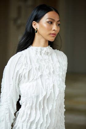 February 16, 2026, New York, New York, USA: A model walks the runway during the Veejay Floresca Fall Winter 26 show at New York Fashion Week in New York City. New York USA  - ZUMAs237 20260216_aap_s237_055 Copyright: xMarkxJ.xSullivanx