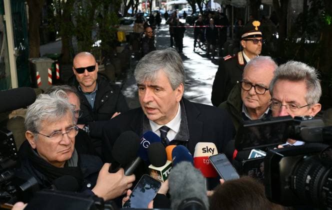 Photo IPP Felice De Martino Naples 17 02 2026 Fire at Teatro Sannazaro in the center photo Gianmarco Mazzi undersecretary of state at the Ministry of Culture in the government Italy Photo Press World Copyright