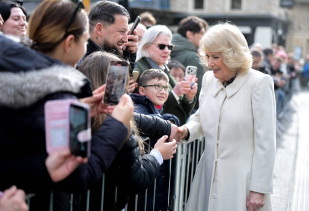 . 17 02 2026. Bath, United Kingdom. Queen Camilla during a visit to the Theatre Royal Bath, United Kingdom, where she watched part of the technical rehearsal for the community production of David Copperfield.  xPoolx xi-Imagesx IIM-26576-0005