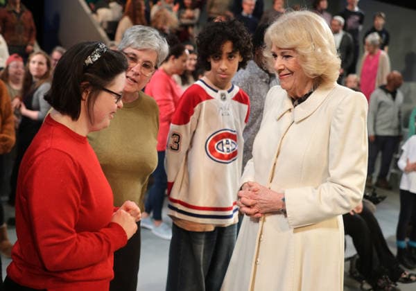 . 17 02 2026. Bath, United Kingdom. Queen Camilla during a visit to the Theatre Royal Bath, United Kingdom, where she watched part of the technical rehearsal for the community production of David Copperfield.  xPoolx xi-Imagesx IIM-26576-0008