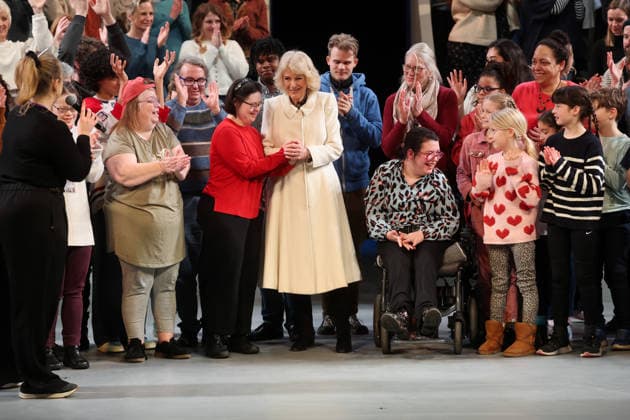 . 17 02 2026. Bath, United Kingdom. Queen Camilla during a visit to the Theatre Royal Bath, United Kingdom, where she watched part of the technical rehearsal for the community production of David Copperfield.  xPoolx xi-Imagesx IIM-26576-0012
