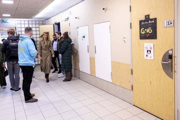 Queen Maxima Visits Homeless Shelter In Amsterdam - Netherlands Queen Máxima visits a homeless shelter in Amsterdam. The visit focuses on support for homeless EU citizens and collaboration between healthcare and supply chain partners. Amsterdam, The Netherlands, on February 17, 2026. Photo by Bruno Press Pool ABACAPRESS.COM Amsterdam Netherlands  Copyright: xBrunoxPress ABACAx