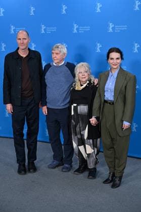 76th Berlin Film Festival Photocall Queen At Sea Lance Hammer, Tom Courtenay, Anna Calder-Marshall, Juliette Binoche attending the photocall of the movie Queen At Sea during 76th Berlin International Film Festival in Berlin, Germany on 17 February 2026. Photo by Julien Reynaud APS-Medias ABACAPRESS.COM Berlin  Copyright: xReynaudxJulien APS-Medias ABACAx