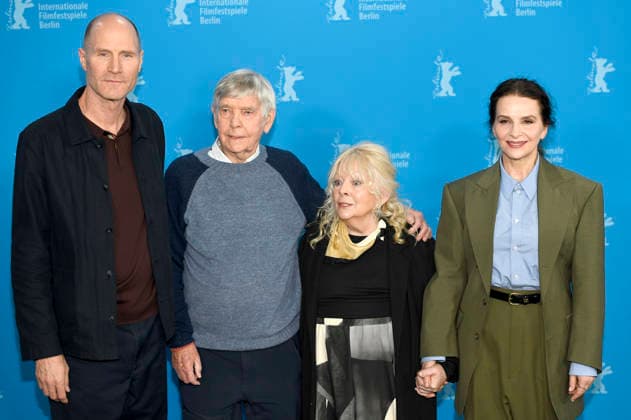 Lance Hammer, Tom Courtenay, Anna Calder Marshall and Juliette Binoche at the photocall for the feature film Queen at Sea at the Berlinale 2026 76 Berlin International Film Festival at the Hotel Grand Hyatt Berlin, 17 02 2026 Foto:xC.xNiehausx xFuturexImagex queen_6212
