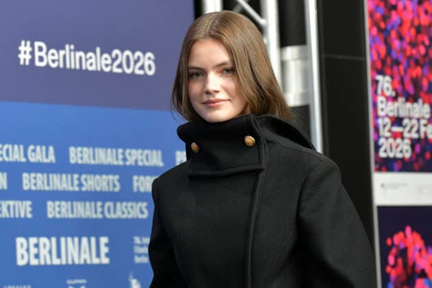 Florence Hunt at the press conference for the feature film Queen at Sea at the Berlinale 2026 76 Berlin International Film Festival at the Hotel Grand Hyatt Berlin, 17 02 2026 Foto:xM.xBehrensx xFuturexImagex queen_6228