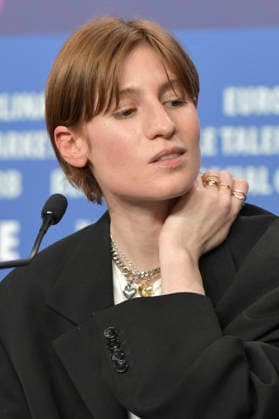 Agathe Bonitzer at the press conference for the feature film Meine Frau weint My Wife Cries at the Berlinale 2026 76 Berlin International Film Festival at the Hotel Grand Hyatt Berlin, 17 02 2026 Foto:xM.xBehrensx xFuturexImagex wife_6225
