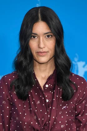 Julia Jones at the photocall for the feature film The Weight at the Berlinale 2026 76 Berlin International Film Festival at the Hotel Grand Hyatt Berlin, 17 02 2026 Foto:xC.xNiehausx xFuturexImagex weight_6209