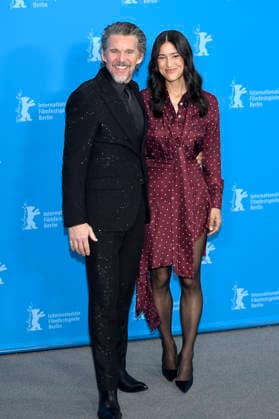 Ethan Hawke and Julia Jones at the photocall for the movie The Weight at the Berlinale 2026 76 Berlin International Film Festival at the Hotel Grand Hyatt Berlin, 17 02 2026 Foto:xC.xNiehausx xFuturexImagex weight_6210