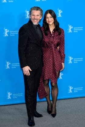 Ethan Hawke and Julia Jones at the photocall for the movie The Weight at the Berlinale 2026 76 Berlin International Film Festival at the Hotel Grand Hyatt Berlin, 17 02 2026 Foto:xC.xNiehausx xFuturexImagex weight_6211