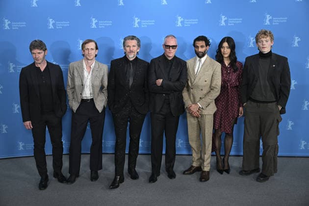 76th Berlin International Film Festival BERLIN, GERMANY - FEBRUARY 17: The cast and crew of The Weight pose for photographers during the 76th Berlin International Film Festival (Berlinale) in Berlin, Germany, on February 17, 2026. Halil Sagirkaya Anadolu Berlin Germany. Editorial use only. Please get in touch for any other usage.  Copyright: x2026xAnadoluxHalilxSagirkayax