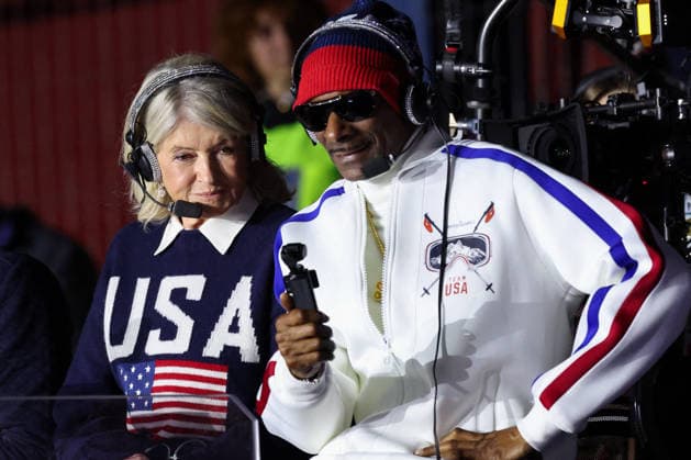 Winter Olympics - Martha Stewart and Snoop Dogg At Women s Single Figure Skating Short Program Martha Stewart and Snoop Dogg attend the Women s Single Skating - Short Program on day eleven of the Milano Cortina 2026 Winter Olympic games at Milano Ice Skating Arena on February 17, 2026 in Milan, Italy. Photo by Alexis Jumeau ABACAPRESS.COM Milan Italy  Copyright: xJumeauxAlexis ABACAx