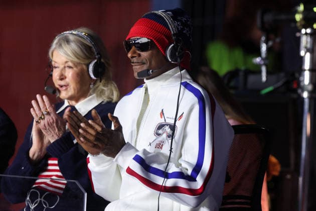 Winter Olympics - Martha Stewart and Snoop Dogg At Women s Single Figure Skating Short Program Martha Stewart and Snoop Dogg attend the Women s Single Skating - Short Program on day eleven of the Milano Cortina 2026 Winter Olympic games at Milano Ice Skating Arena on February 17, 2026 in Milan, Italy. Photo by Alexis Jumeau ABACAPRESS.COM Milan Italy  Copyright: xJumeauxAlexis ABACAx