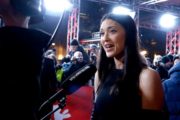 Julia Jones at the premiere of the feature film The Weight The Weight Gold Rush at the Berlinale 2026 76 Berlin International Film Festival at Zoo Palast Berlin, 17 02 2026 Foto:xC.xTamckex xFuturexImagex weight_6350