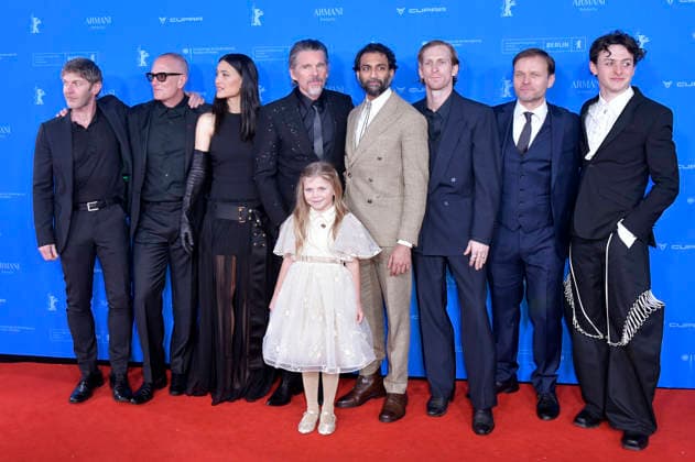 Sam Hazeldine, Padraic McKinley, Julia Jones, Ethan Hawke, Avy Berry, Avi Nash, Austin Amelio, Alec Newman and Cameron Brady at the premiere of the feature film The Weight The Weight Gold Rush at the Berlinale 2026 76 Berlin International Film Festival at Zoo Palast Berlin, 17 02 2026 Foto:xM.xBehrensx xFuturexImagex weight_6378