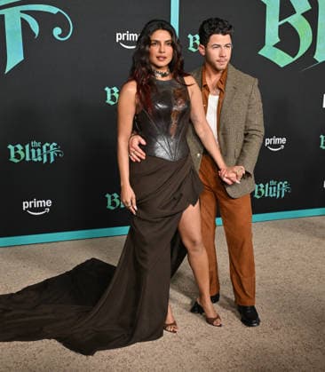 ˜The Bluff™ World Premiere Priyanka Chopra and Nick Jonas arriving to ˜The Bluff™ World Premiere at TCL Chinese Theatre on February 17, 2026 in Hollywood, CA. Hollywood TCL Chinese Theatre California USA Copyright: xLISAxOConnor AFF-USA.comx