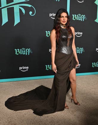 ˜The Bluff™ World Premiere Priyanka Chopra arriving to ˜The Bluff™ World Premiere at TCL Chinese Theatre on February 17, 2026 in Hollywood, CA. Hollywood TCL Chinese Theatre California USA Copyright: xLISAxOConnor AFF-USA.comx