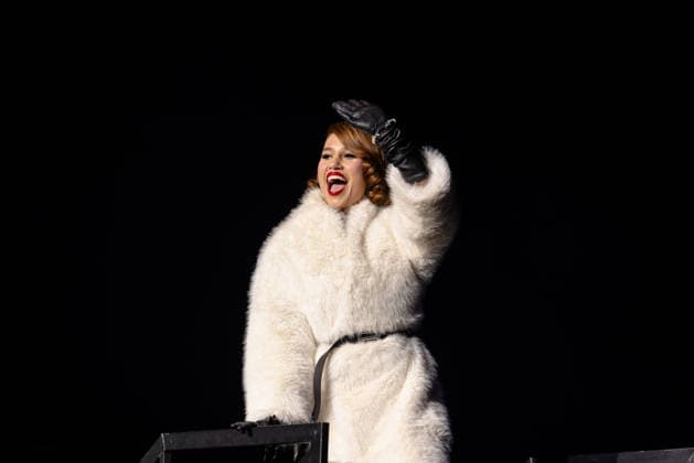 RAYE performs live at Co-op Live in Manchester on the opening night of her UK tour in support of her album This Music May Contain Hope Featuring: RAYE Where: Manchester, Greater Manchester, United Kingdom When: 17 Feb 2026 Credit: Alex Cropper Cover Images EDITORIAL USE ONLY. NOT FOR USE BY NEWSPAPERS BASED IN THE UK. Copyright: xx coverimg55480973