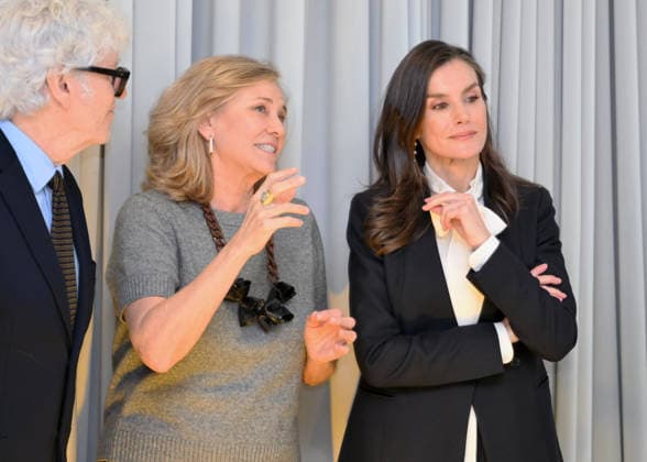 Queen Letizia attends the official presentation of the Alliance for Wool Alberto Fesser, president of La Fábrica and Fundación Contemporánea, and Queen Letizia during the official presentation of the Alliance for Wool, which will take place within the framework of the Madrid Design Festival 2026, held at the Institución Libre de Ensenanza, on February 18, 2026, in Madrid Spain ALLIANCE FOR WOOL POLITICIANS MONARCH QUEEN José José Madrid Madrid Madrid Spain  Copyright: xJosÃ xOlivax 7302654