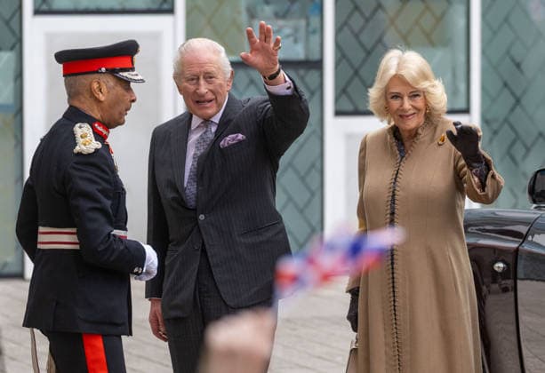 February 18, 2026, London, England, United Kingdom: King CHARLES III and Queen CAMILLA visit Barking Learning Centre Community and Family Hub. London United Kingdom - ZUMAs262 20260218_zip_s262_005 Copyright: xTayfunxSalcix