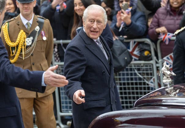 February 18, 2026, London, England, United Kingdom: King CHARLES III and Queen Camilla visit Barking Learning Centre Community and Family Hub. London United Kingdom - ZUMAs262 20260218_zip_s262_025 Copyright: xTayfunxSalcix
