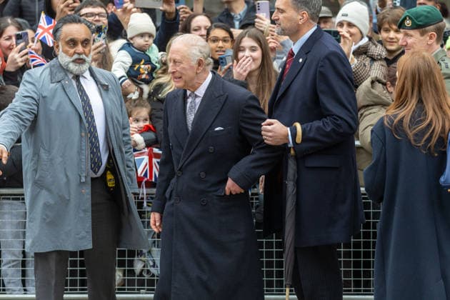 February 18, 2026, London, England, United Kingdom: King CHARLES III and Queen Camilla visit Barking Learning Centre Community and Family Hub. London United Kingdom  - ZUMAs262 20260218_zip_s262_042 Copyright: xTayfunxSalcix