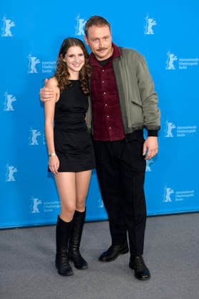 Frida Hornemann and Max Riemelt at the photocall for the feature film Something very special Home Stories at the Berlinale 2026 76 Berlin International Film Festival at the Hotel Grand Hyatt Berlin, 18 02 2026 Foto:xC.xNiehausx xFuturexImagex besonderes_6206