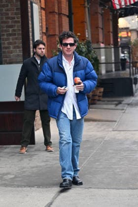 Singer Charlie Puth holds an apple while leaving his New York City hotel for TV interviews as he is seen for the first time since his Superbowl performance Featuring: Charlie Puth Where: New York City, New York, United States When: 18 Feb 2026 Credit: Elder Ordonez INSTARimages EDITORIAL USE ONLY. NOT FOR USE BY NEWSPAPERS BASED IN THE UK. Copyright: xx instar55482492