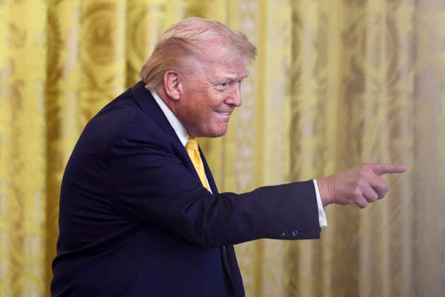 US President Trump speaks at Black History reception US President Donald Trump gestures prior to speaking at a reception for Black History Month in the East Room of the White House in Washington, DC, USA, 18 February 2026. The event comes less than two weeks after President Trump’s Truth Social account shared a racist video of former President Barack Obama and former First Lady Michelle Obama. WASHINGTON DC United States  Copyright: xPool ABACAx