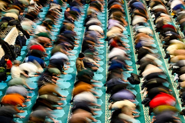 The first Taraweeh prayer performed in Moscow MOSCOW, RUSSIA - FEBRUARY 18: Muslims perform the first taraweeh prayer of Ramadan at the Moscow Central Mosque in Moscow, Russia on February 18, 2026. Sefa Karacan Anadolu Moscow Russia. Editorial use only. Please get in touch for any other usage.  Copyright: x2026xAnadoluxSefaxKaracanx