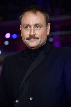 Max Riemelt at the premiere of the feature film Something Very Special Home Stories at the Berlinale 2026 76 Berlin International Film Festival in the Berlinale Palast Berlin, 18 02 2026 Foto:xN.xKubelkax xFuturexImagex besonderes_6247