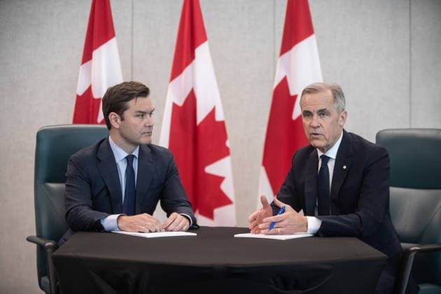 February 18, 2026, Edmonton, Ab, CANADA: Prime Minister Mark Carney and MP Matt Jeneroux meet in Edmonton after Jeneroux crossed the floor to the Liberals on Wednesday, Feb. 18, 2026. Edmonton CANADA  - ZUMAc35_ 20260218_zaf_c35_250 Copyright: xJasonxFransonx