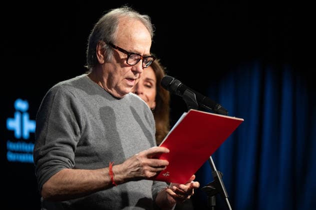 Tribute to Joan Margarit in Madrid, Spain - 18 Feb 2026 Joan Manuel Serrat performs during the tribute to Joan Margarit at the Cervantes Institute. Madrid Spain Copyright: xAtilanoxGarciax xSOPAxImagesx photos05735