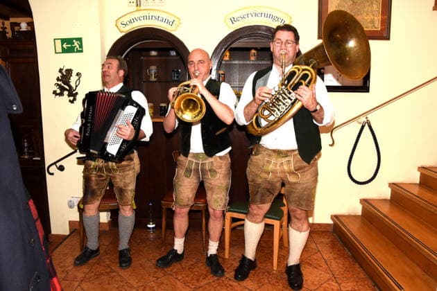 Baierisch Extrem Band Muenchen 18 02 2026 To the Franciscan Ash Wednesday Fish Dinner Photo Muenchen