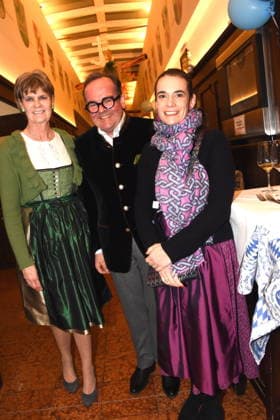Petra Reinbold Landlady Clemens Stefanie Baumgaertner CSU Mayor Candidate Munich 18 02 2026 To the Franciscan Ash Wednesday Fish Dinner Photo Munich