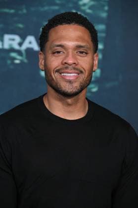 LOS ANGELES, CALIFORNIA FEBRUARY 18 Deric Augustine the premiere of Hulus Paradise Season 2 at Paramount Theatre on February 18, 2026 in Los Angeles, California Credit Michael Mattes AdMedia 453232 2026 02 19  Copyright: xAdMediax STAR_453232_014