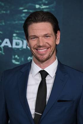 LOS ANGELES, CALIFORNIA FEBRUARY 18 Jon Beavers the premiere of Hulus Paradise Season 2 at Paramount Theatre on February 18, 2026 in Los Angeles, California Credit Michael Mattes AdMedia 453232 2026 02 19  Copyright: xAdMediax STAR_453232_033