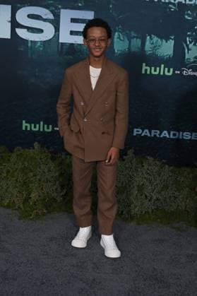 LOS ANGELES, CALIFORNIA FEBRUARY 18 Percy Daggs IV the premiere of Hulus Paradise Season 2 at Paramount Theatre on February 18, 2026 in Los Angeles, California Credit Michael Mattes AdMedia 453232 2026 02 19  Copyright: xAdMediax STAR_453232_047