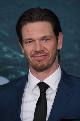 LOS ANGELES, CALIFORNIA FEBRUARY 18 Jon Beavers the premiere of Hulus Paradise Season 2 at Paramount Theatre on February 18, 2026 in Los Angeles, California Credit Michael Mattes AdMedia 453232 2026 02 19  Copyright: xAdMediax STAR_453232_071