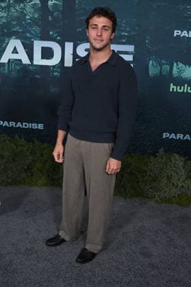 LOS ANGELES, CALIFORNIA FEBRUARY 18 Tanner Zagarino the premiere of Hulus Paradise Season 2 at Paramount Theatre on February 18, 2026 in Los Angeles, California Credit Michael Mattes AdMedia 453232 2026 02 19  Copyright: xAdMediax STAR_453232_074