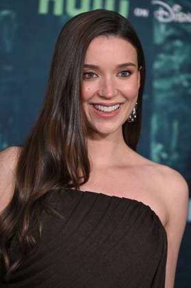 LOS ANGELES, CALIFORNIA FEBRUARY 18 Nicole Brydon Bloom at the premiere of Hulus Paradise Season 2 at Paramount Theatre on February 18, 2026 in Los Angeles, California Credit Michael Mattes AdMedia 453232 2026 02 19  Copyright: xAdMediax STAR_453232_162