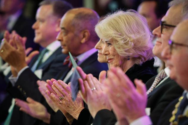 19 02 2026. London, United Kingdom. Her Majesty The Queen, as Patron, during a visit to Sinfonia Smith Square Hall. Her Majesty watched young scholars from the Tri-Borough Music Hub rehearse and perform with the Sinfonia Smith Square Orchestra. In the Crypt, the Queen was shown drawings of the proposed restoration works to create a 21st century performance facility which will allow pioneering education programmes to reach over 10,000 people annually as part of The HallÕs ÔDoors Open Capital ProjectÕ.  Copyright: xAndrewxParsonsx xParsonsxMediax PAR-9188-0011