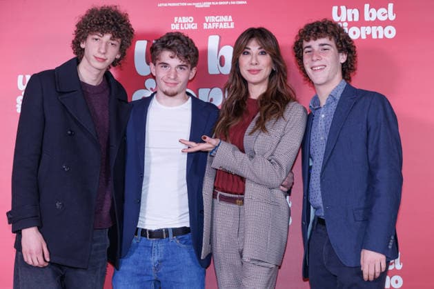 News - Photocall - UN BEL GIORNO Nicola Mayer, Leon Castagno, Virginia Raffaele and Andrea Silvestrini attend the photocall of the movie UN BEL GIORNO on February 19, 2026 at Cinema Barberini, Rome, Italy Rome Cinema Barberini Italy Copyright: xEmanuelaxVertollix xLiveMediax LPN_2303496