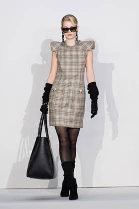 Paul Costelloe AW26 Show at London Fashion Week LONDON, UNITED KINGDOM - FEBRUARY 19: A model walks the runway during Paul Costelloe Autumn Winter 2026 show at London Fashion Week in London, United Kingdom on February 19, 2026. Wiktor Szymanowicz Anadolu London United Kingdom. Editorial use only. Please get in touch for any other usage.  Copyright: x2026xAnadoluxWiktorxSzymanowiczx