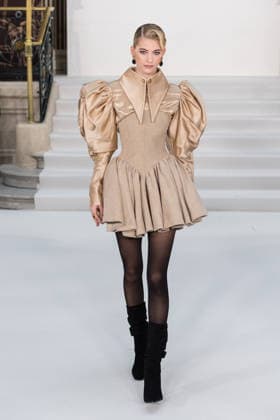 Paul Costelloe AW26 Show at London Fashion Week LONDON, UNITED KINGDOM - FEBRUARY 19: A model walks the runway during Paul Costelloe Autumn Winter 2026 show at London Fashion Week in London, United Kingdom on February 19, 2026. Wiktor Szymanowicz Anadolu London United Kingdom. Editorial use only. Please get in touch for any other usage.  Copyright: x2026xAnadoluxWiktorxSzymanowiczx
