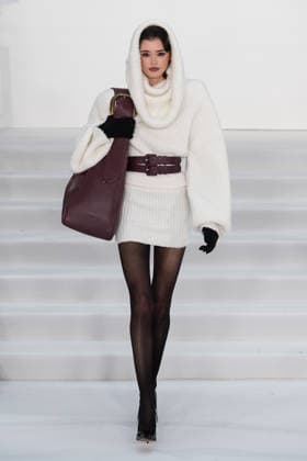 Paul Costelloe AW26 Show at London Fashion Week LONDON, UNITED KINGDOM - FEBRUARY 19: A model walks the runway during Paul Costelloe Autumn Winter 2026 show at London Fashion Week in London, United Kingdom on February 19, 2026. Wiktor Szymanowicz Anadolu London United Kingdom. Editorial use only. Please get in touch for any other usage.  Copyright: x2026xAnadoluxWiktorxSzymanowiczx