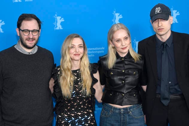 Andrew Morrison, Amanda Seyfried, Mona Fastvold and Daniel Blumberg at the photocall for the feature film The Testament of Ann Lee at the Berlinale 2026 76 Berlin International Film Festival at the Hotel Grand Hyatt Berlin, 19 02 2026 Foto:xC.xNiehausx xFuturexImagex testament_6219