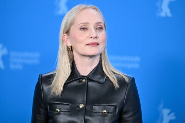 76th Berlin Film Festival Photocall The Testament Of Ann Lee Mona Fastvold attending the photocall of the movie The Testament Of Ann Lee during 76th Berlin International Film Festival in Berlin, Germany on 19 February 2026. Photo by Julien Reynaud APS-Medias ABACAPRESS.COM Berlin  Copyright: xReynaudxJulien APS-Medias ABACAx