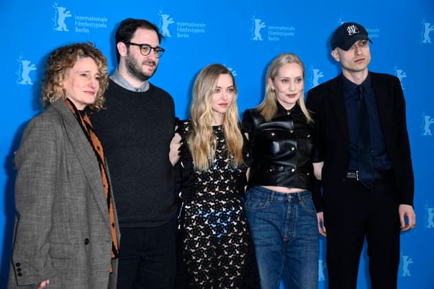 Tricia Tuttle, Andrew Morrison, Amanda Seyfried, Mona Fastvold and Daniel Blumberg at the photocall for the feature film The Testament of Ann Lee at the Berlinale 2026 76 Berlin International Film Festival at the Hotel Grand Hyatt Berlin, 19 02 2026 Foto:xN.xKubelkax xFuturexImagex testament_6243