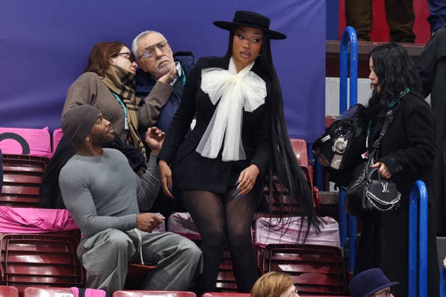 Winter Olympics - Megan Thee Stallion And Boyfriend At Milano Ice Skating Arena Megan Thee Stallion and boyfriend Klay Thompson attend the Women s Single Figure Skating Free Skating event on day thirteen of the Milano Cortina 2026 Winter Olympic games at Milano Ice Skating Arena on February 19, 2026 in Milan, Italy. Photo by Alexis Jumeau ABACAPRESS.COM Milan Italy  Copyright: xJumeauxAlexis ABACAx
